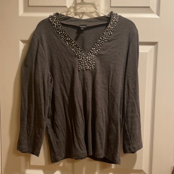 Rafella Large Gray V neck with Pearls Sweater - Picture 1 of 4